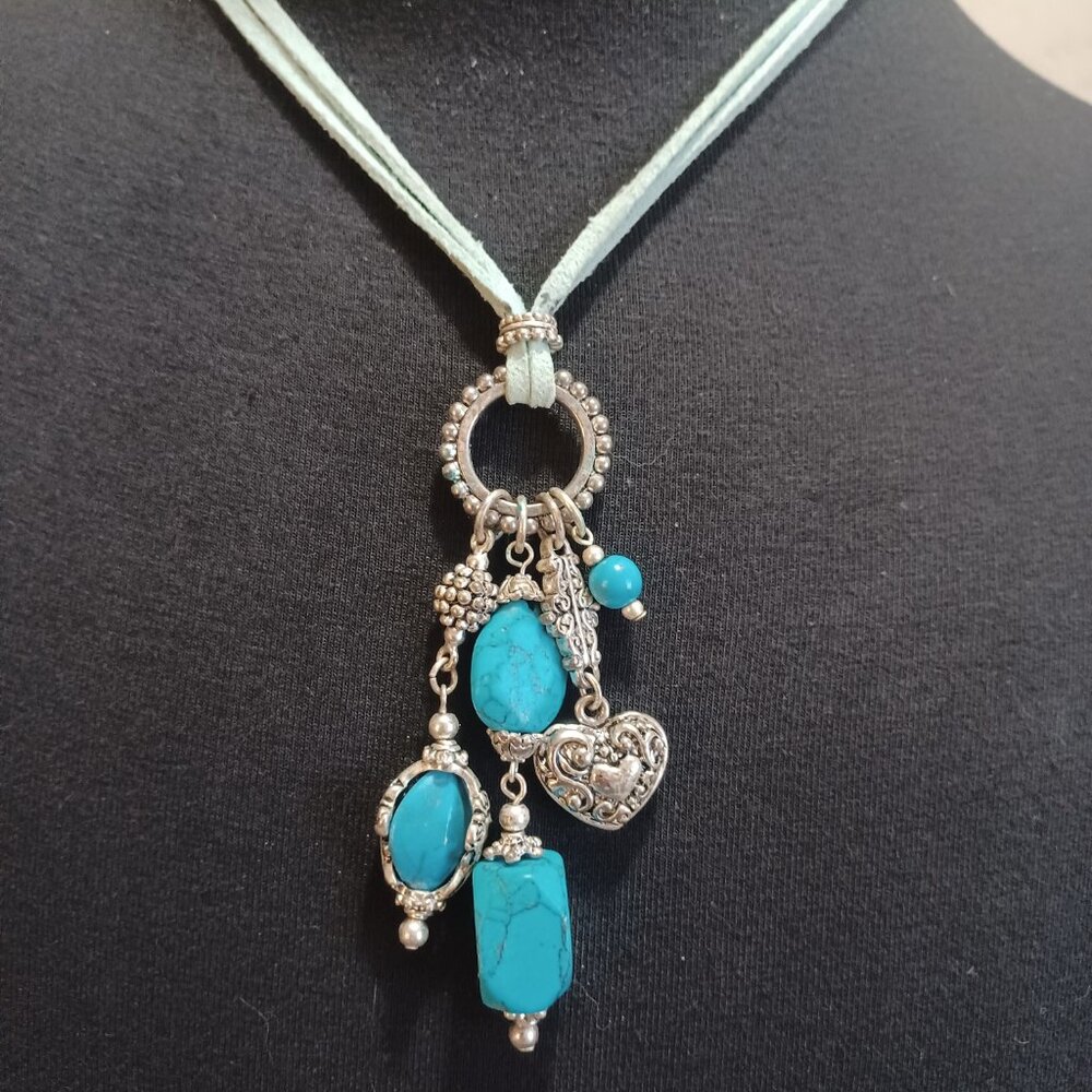 Vintage Silver-Tone Ornate Faux Turquoise Dangle Pendant Necklace Heart & Leaf